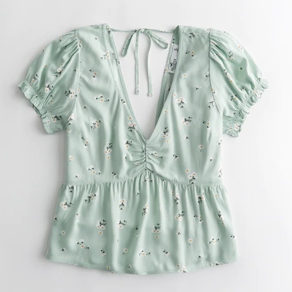 Hollister Tops - NWOT tie back crop